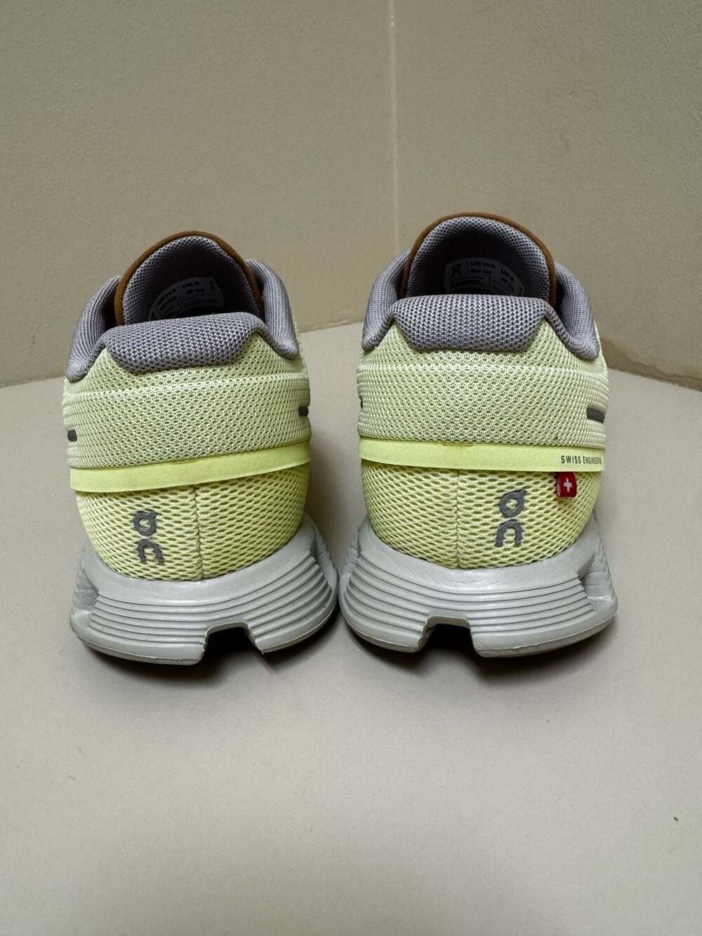 On Cloud 5 Women's Running Sneakers in Hay/Ice Colorway - Picture 4 of 7